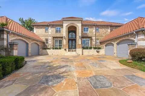 2601 Sir Gawain Ln, Lewisville, TX 75056