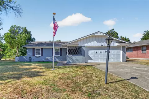 3512 Coronado Ct, Fort Worth, TX 76116