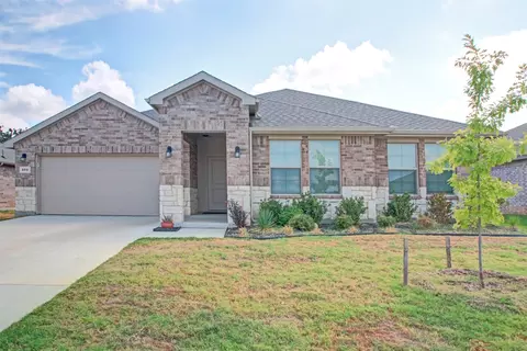 859 Waterford Way, Joshua, TX 76058