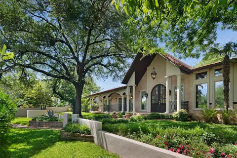 6181 Preston Creek Ct, Dallas, TX 75240