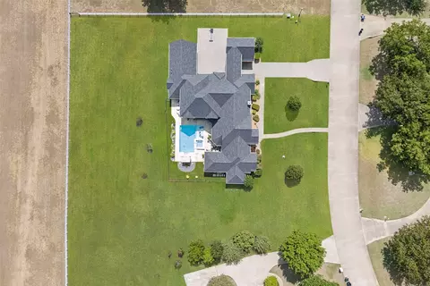 View/Area - 1908 Morningside Ln, Oak Leaf, TX 75154 photo 3 of 4