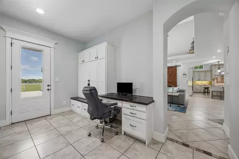 Entry Way - 1908 Morningside Ln, Oak Leaf, TX 75154 photo 4 of 4