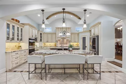 Kitchen - 1908 Morningside Ln, Oak Leaf, TX 75154 photo 1 of 3