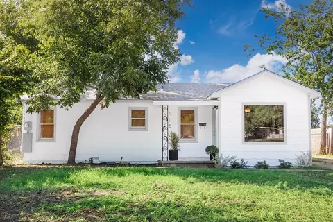 905 Jordan St, Brady, TX 76825