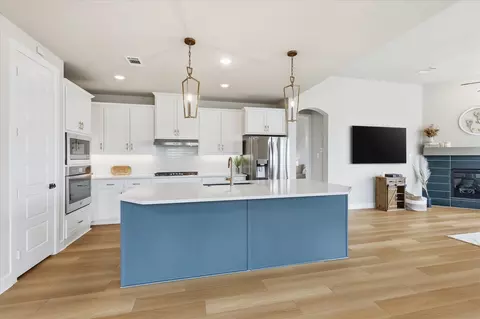 Kitchen - 2017 Tremont Dr, Argyle, TX 76226 photo 2 of 4