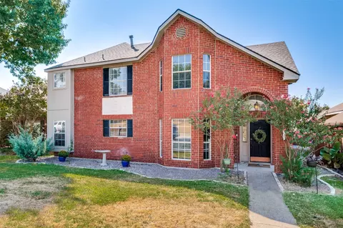 1108 Heather Ln, Carrollton, TX 75010
