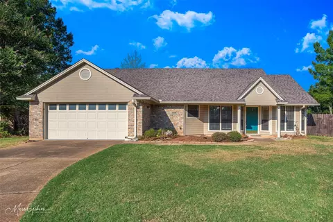 2501 Palmetto Dr, Bossier City, LA 71111