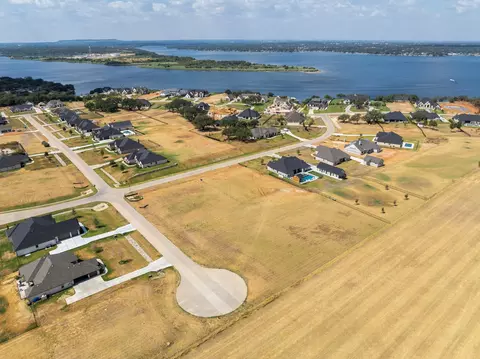 1200 Explorer Ln, Granbury, TX 76049