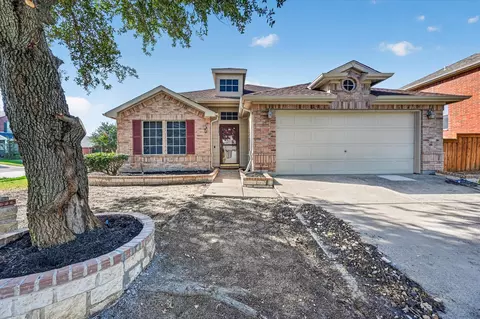 3203 Yeltes, Grand Prairie, TX 75054