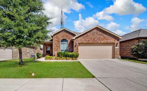825 Key Deer Dr, Burleson, TX 76028
