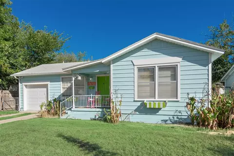 7470 Widgeon Ave, Fort Worth, TX 76116