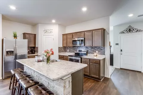Kitchen - 220 Evers Way, Denton, TX 76207 photo 1 of 1