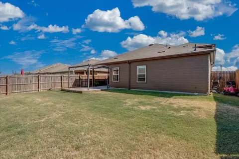 Exterior - 220 Evers Way, Denton, TX 76207 photo 4 of 5