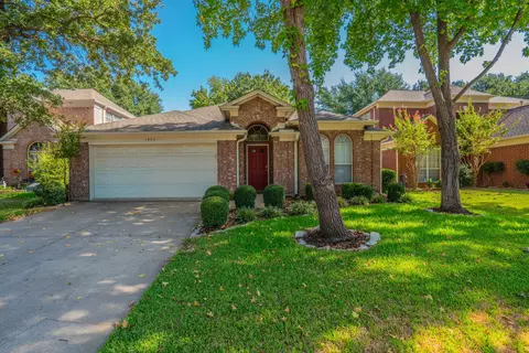 1828 Newton Dr, Flower Mound, TX 75028