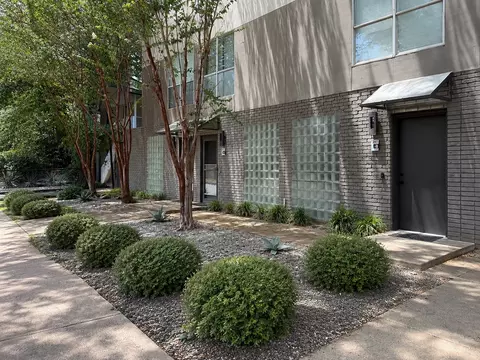 4241 Buena Vista St #8, Dallas, TX 75205