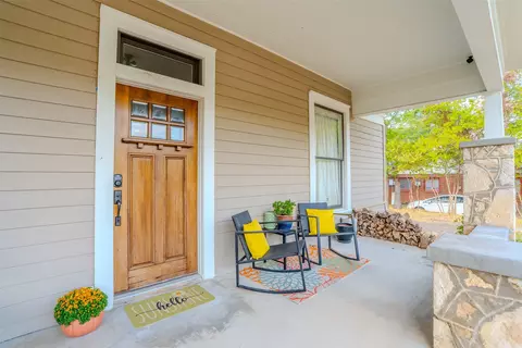 703 W College St, Stephenville, TX 76401
