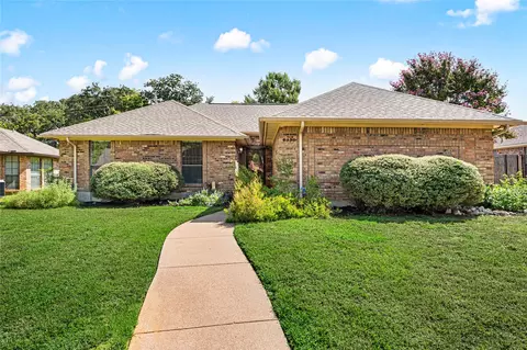 5433 Dana Point Dr, Arlington, TX 76017