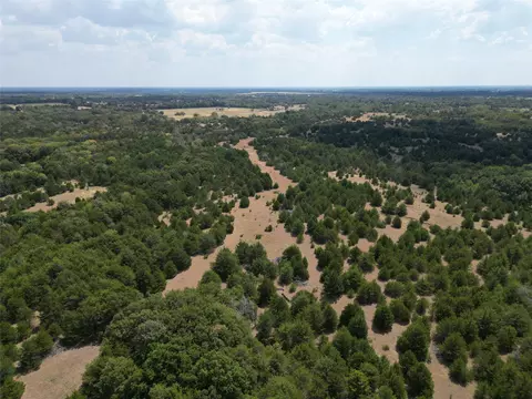 85 Ac County Road 1019, Celeste, TX 75423 photo 2