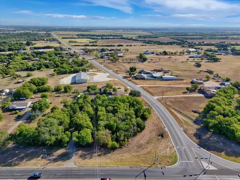 12906 Chapel Rd, Lorena, TX 76655 photo 8