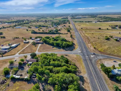 12906 Chapel Rd, Lorena, TX 76655 photo 11
