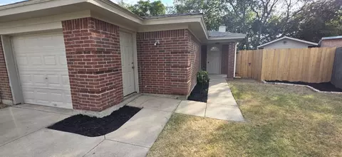 4516 Anchor Ct, Fort Worth, TX 76135