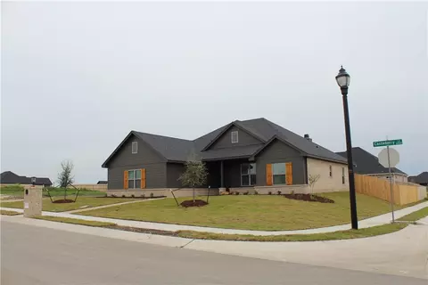 10120 Castleberry Ln, Waco, TX 76712