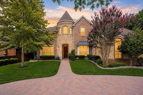8319 Midway Rd, Dallas, TX 75209