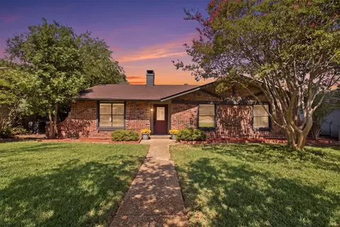 2929 Spring Brook Dr, Garland, TX 75044