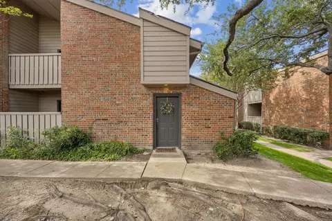 9600 Royal Ln #201, Dallas, TX 75243