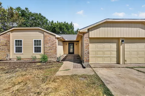 6283 Woodstream Trl, Fort Worth, TX 76133