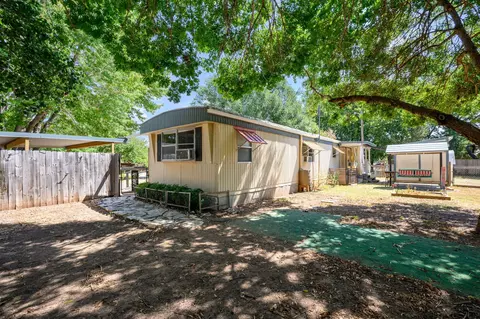 1709 E Apache Trl, Granbury, TX 76048 photo 27