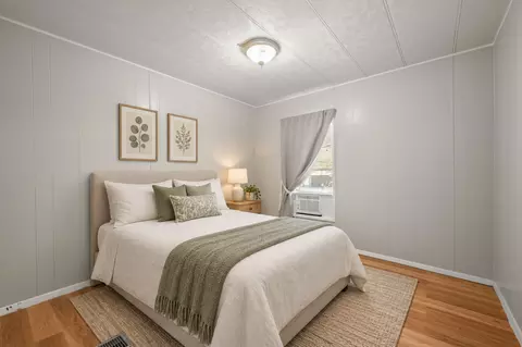 1709 E Apache Trl, Granbury, TX 76048 photo 6