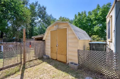 1709 E Apache Trl, Granbury, TX 76048 photo 29