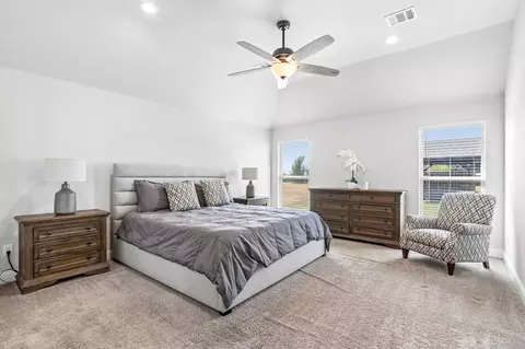Bedroom - 10189 Kildee Trl, Sanger, TX 76266 photo 1 of 2