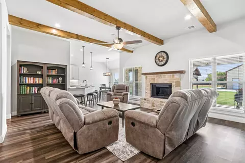 Living - 10189 Kildee Trl, Sanger, TX 76266 photo 2 of 2