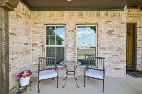 Exterior - 10189 Kildee Trl, Sanger, TX 76266 photo 4 of 6