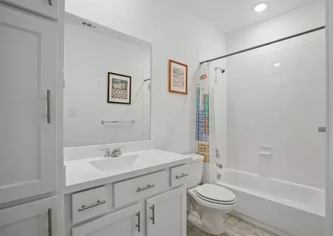 Bath - 9409 Excursion Dr, Oak Point, TX 75068 photo 6 of 6