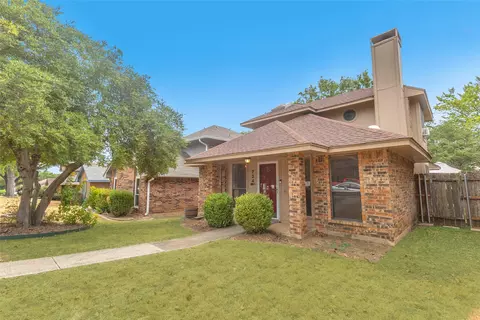 734 Red Oak Dr, Lewisville, TX 75067