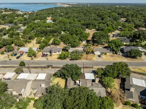 View/Area - 3311 Chimney Place Dr, Waco, TX 76708 photo 2 of 4