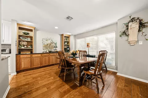 Dining - 3311 Chimney Place Dr, Waco, TX 76708 photo 2 of 3