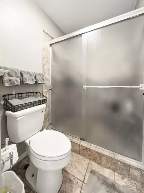 Bath - 3311 Chimney Place Dr, Waco, TX 76708 photo 3 of 4