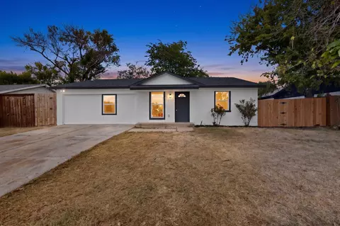 14405 Horseshoe Trl, Balch Springs, TX 75180