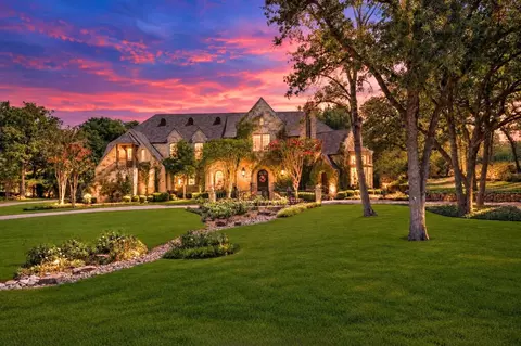 4508 Tour 18 Dr, Flower Mound, TX 75022
