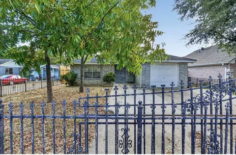 2918 Michigan Ave, Dallas, TX 75216