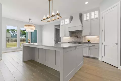 Kitchen - 209 Devonshire St, Mount Pleasant, TX 75455 photo 1 of 4