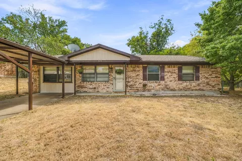 525 Vine St, Weatherford, TX 76086