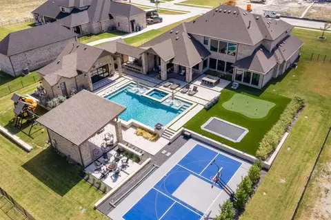312 Chapel View Ct, Heath, TX 75032