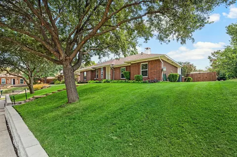 5506 Coronado Dr, Garland, TX 75043