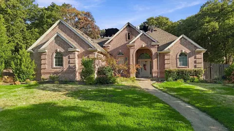 2806 Yorkshire Ln, Southlake, TX 76092