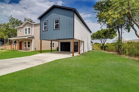 316 W Gambrell St, Fort Worth, TX 76115